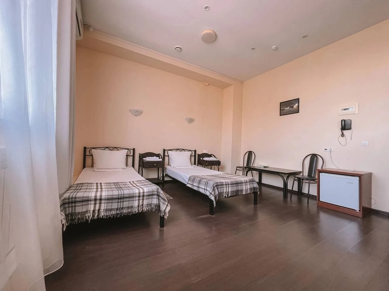 tariff Номер 2-х местный стандарт с 2-мя раздельными кроватями