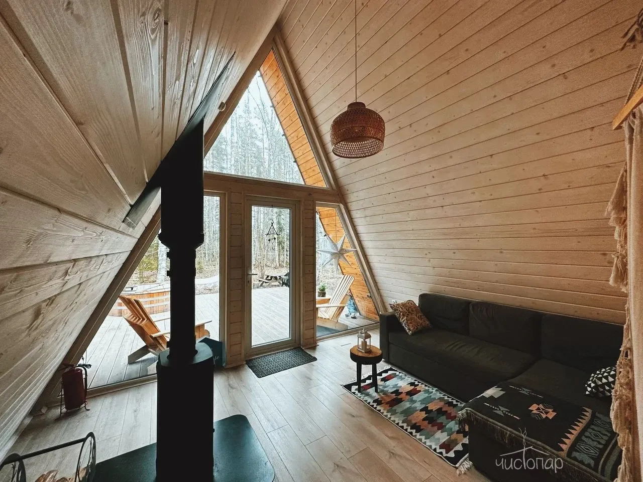 DEEP LAKE HOUSE - фотография DEEP LAKE HOUSE