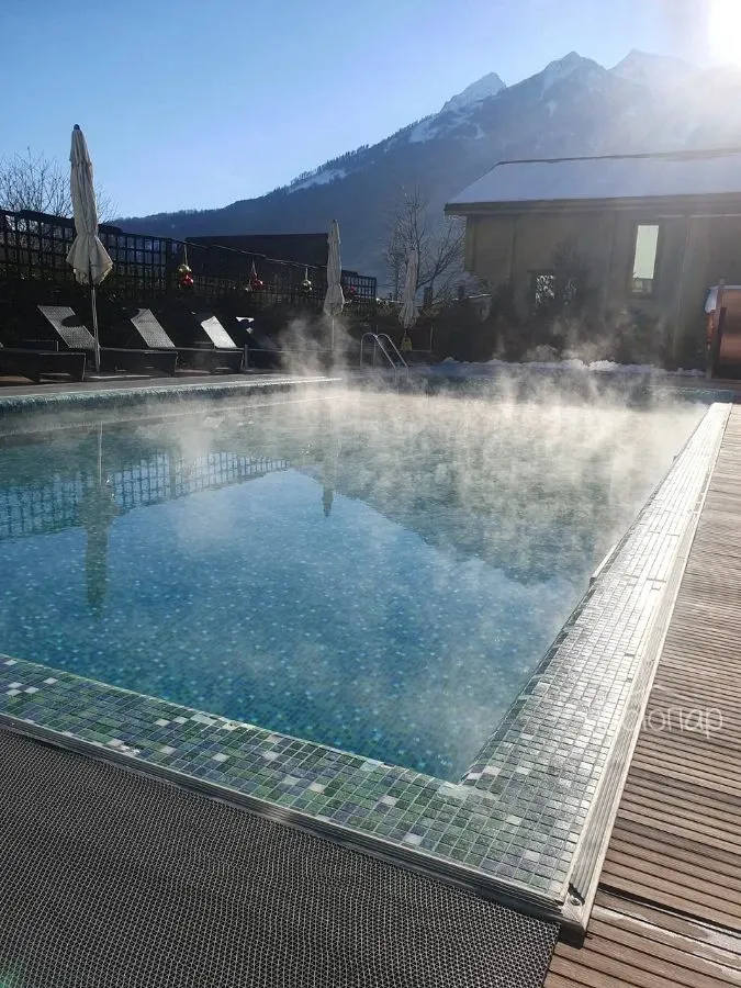 HILLS POLYANA HOTEL & SPA