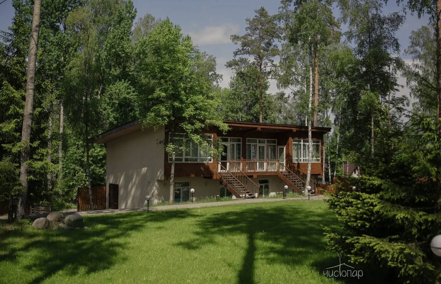 Загородный клуб Chernika House - фотография Загородный клуб Chernika House