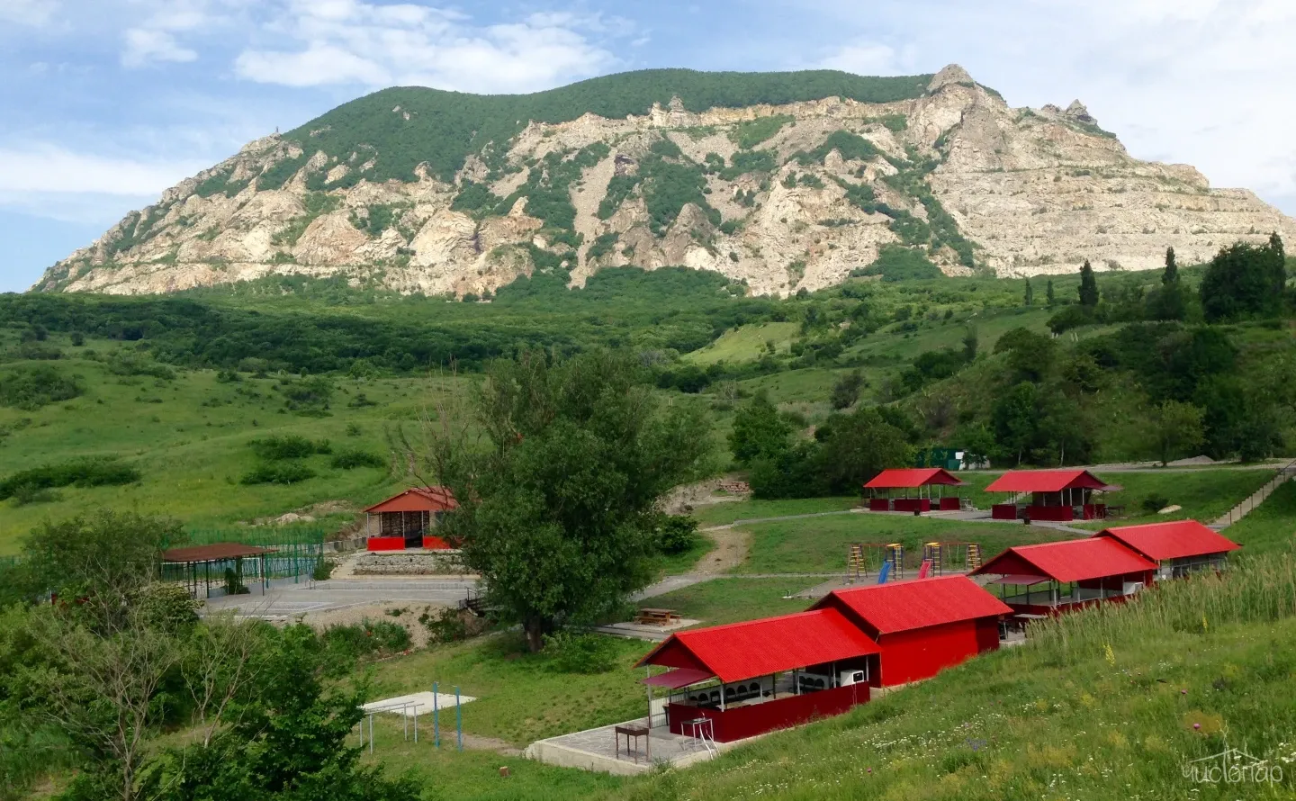 tariff Аренда большой беседки (от 30 чел.)