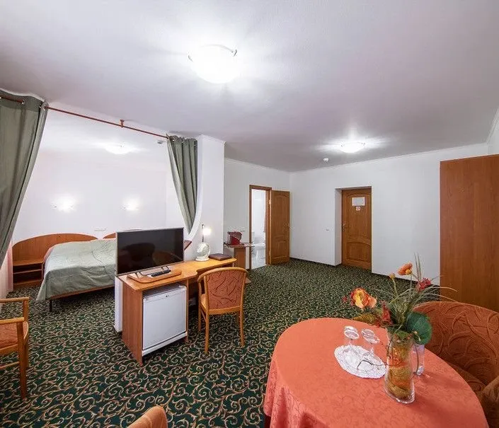 tariff ДЖУНИОР СЮИТ (ПОЛУЛЮКС)