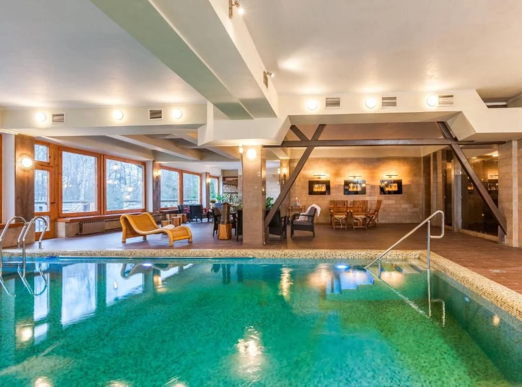 tariff Большая кедровая сауна с бассейном