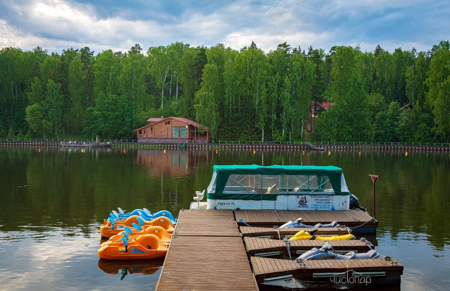 Дачный отель Истра Holiday - фотография Дачный отель Истра Holiday