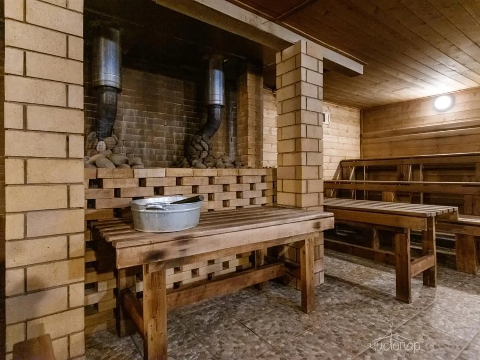 Бани Деревенька, Казань
