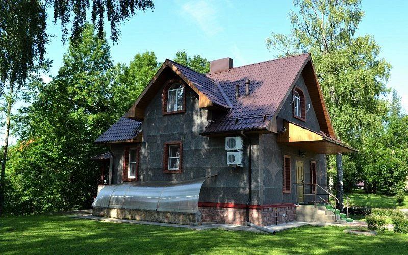 tariff Коттедж с тремя спальнями и сауной
