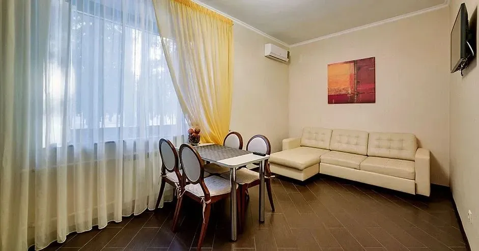 tariff Корпус №3. Номер  "Семейный люкс"