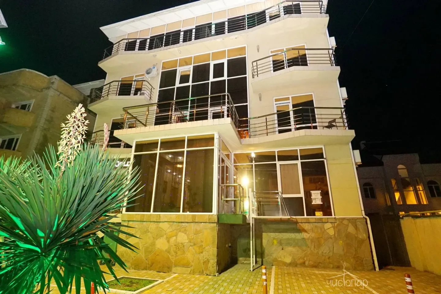 Villa Gold