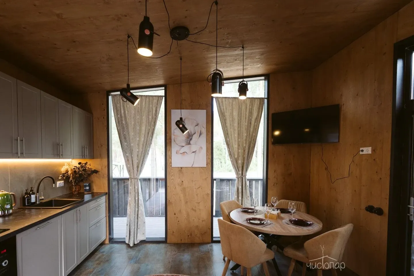 Глэмпинг Berloga Country Resort