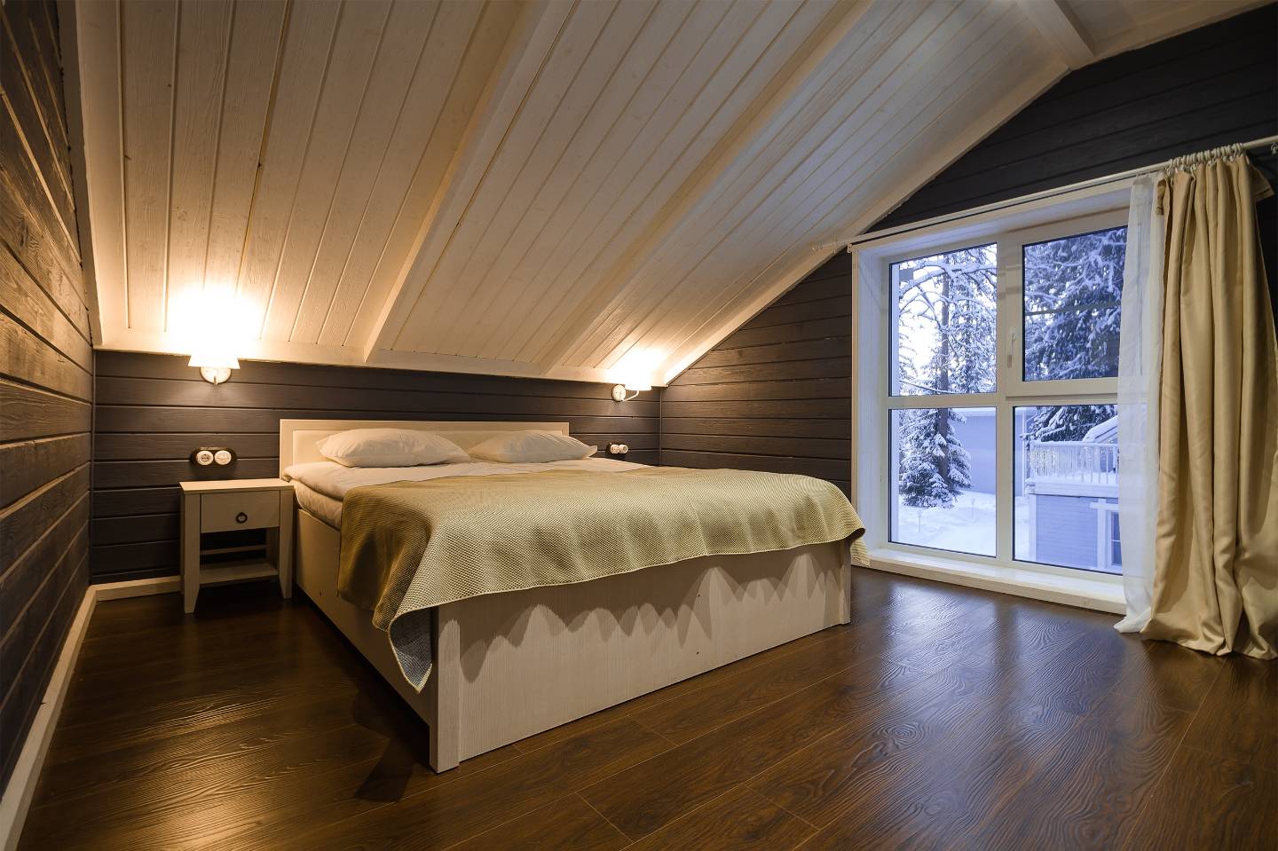 tariff Семейный номер на четверых с кроватью KIng Size