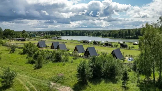 Глэмпинг Riverside Camp - фотография Глэмпинг Riverside Camp